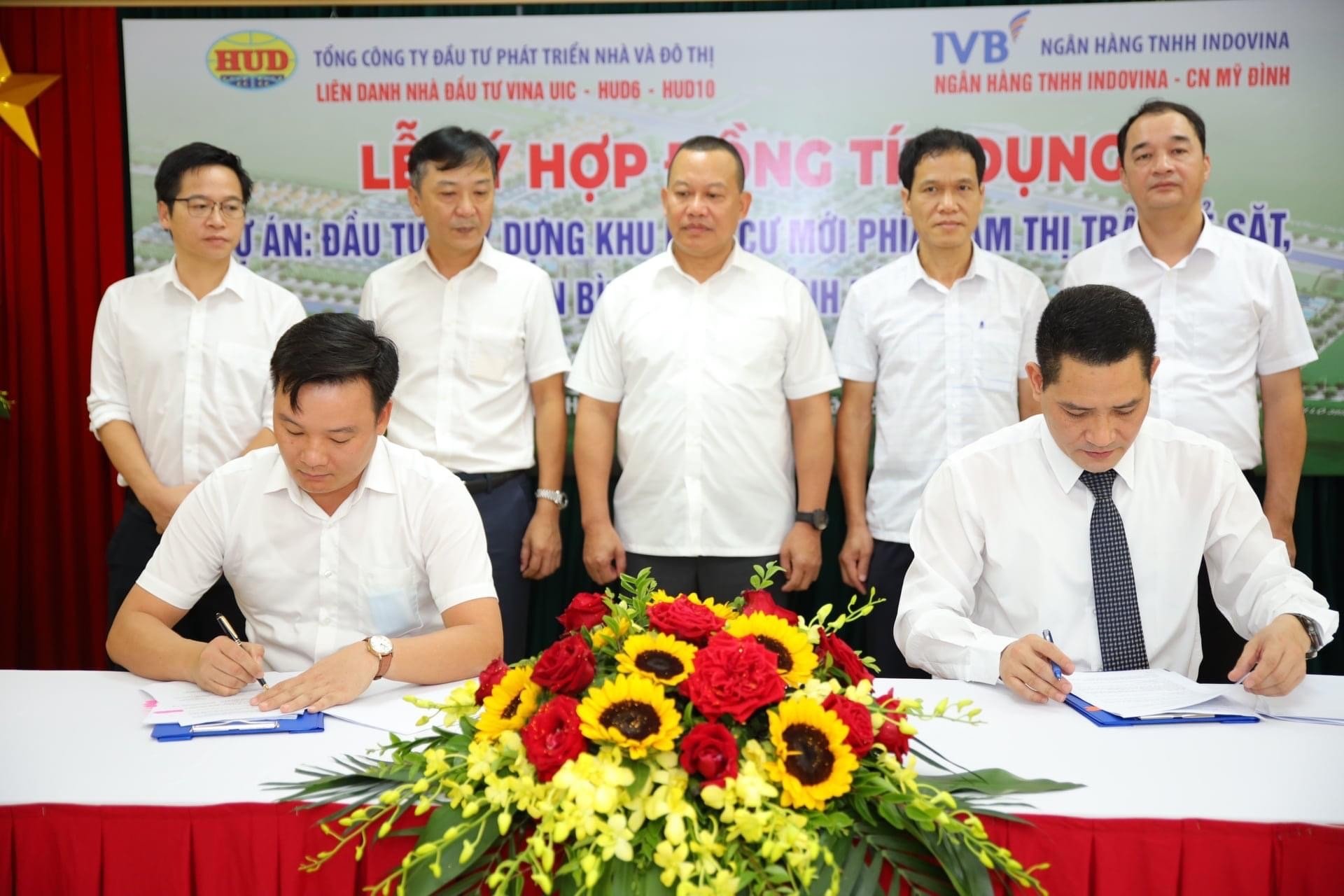 Liên danh VINA UIC - HUD6 - HUD10 và Ngân hàng IVB ký kết hợp đồng tín dụng triển khai Dự án: Đầu tư xây dựng Khu dân cư mới phía Nam thị trấn Kẻ Sặt, huyện Bình Giang.